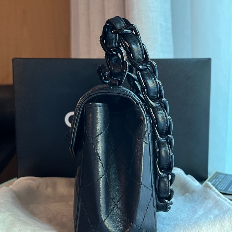 香奈兒CHANEL So Black 中古包 稀有全黑系列側背老香 方胖粗背帶肩背款-4