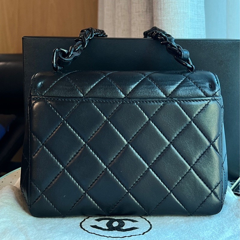 香奈兒CHANEL So Black 中古包 稀有全黑系列側背老香 方胖粗背帶肩背款-13