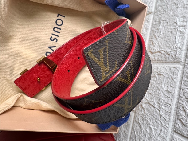 LV 經典老花皮革雙面皮帶-6