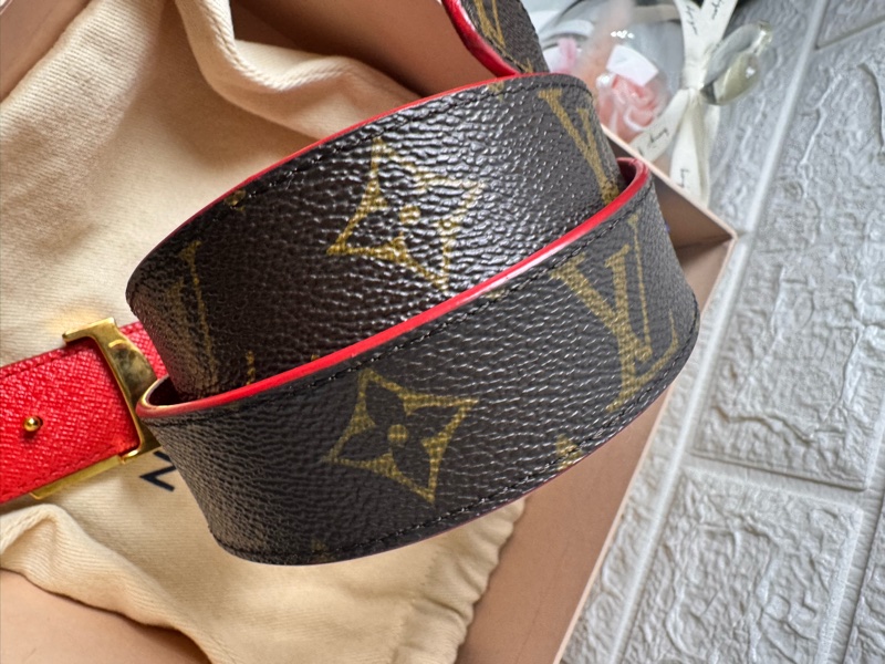 LV 經典老花皮革雙面皮帶-8