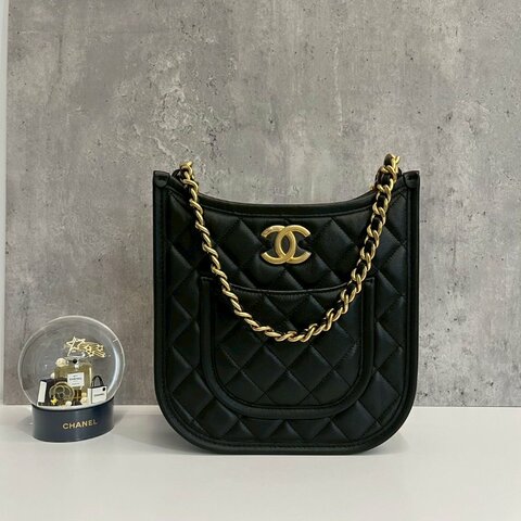 Chanel 24S hobo bag 黑金牛 晶片款