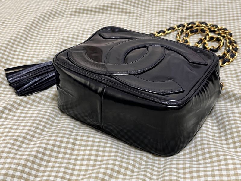 香奈兒 CHANEL Vintage 迷你漆皮流蘇黑色斜背包 中古包 金鏈-2