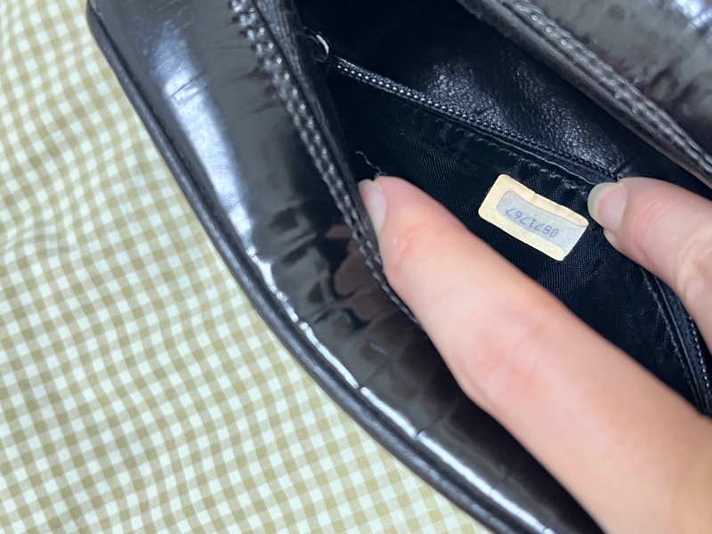 香奈兒 CHANEL Vintage 迷你漆皮流蘇黑色斜背包 中古包 金鏈-5