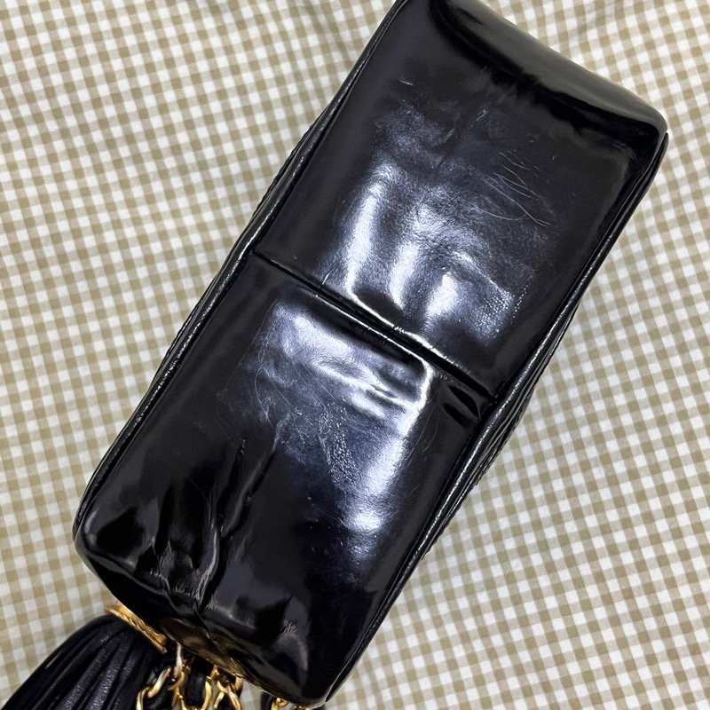 香奈兒 CHANEL Vintage 迷你漆皮流蘇黑色斜背包 中古包 金鏈-8