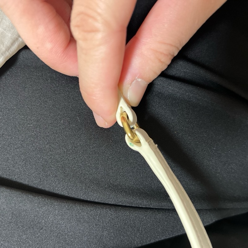 MIU MIU Wander Matelassé 納帕皮革半月形手袋-小號-17