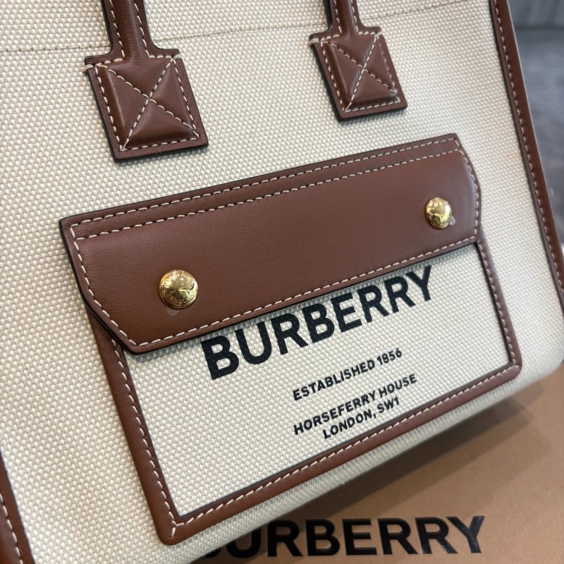 *SHIHNA名牌精品* BURBERRY Freya Mini 字母帆布拼皮革托特包-6