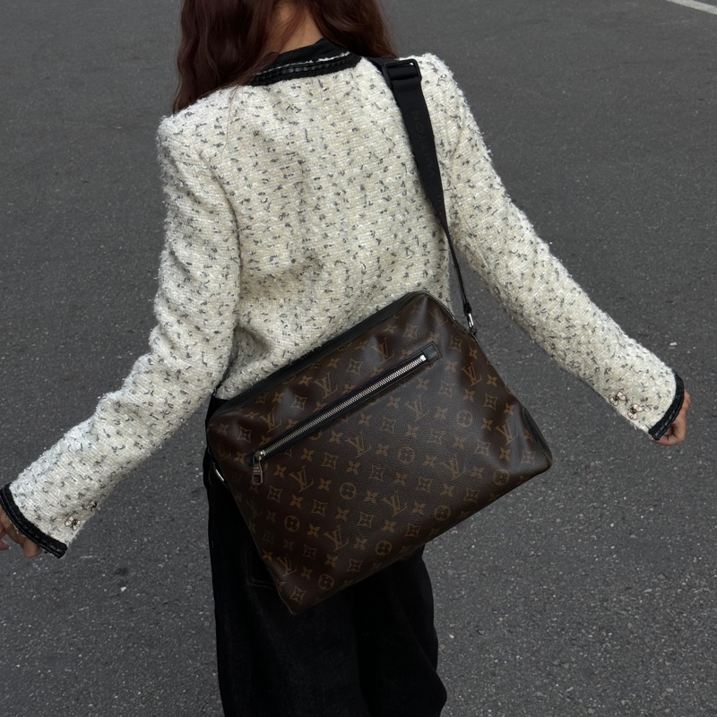 【極新🎁】 LV Macassar 經典老花 郵差包 （專櫃106,000）-2