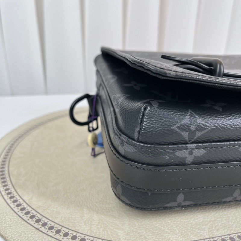 LV路易威登  芯片款 Steamer 黑老花郵差包單肩包斜挎包 男款-8