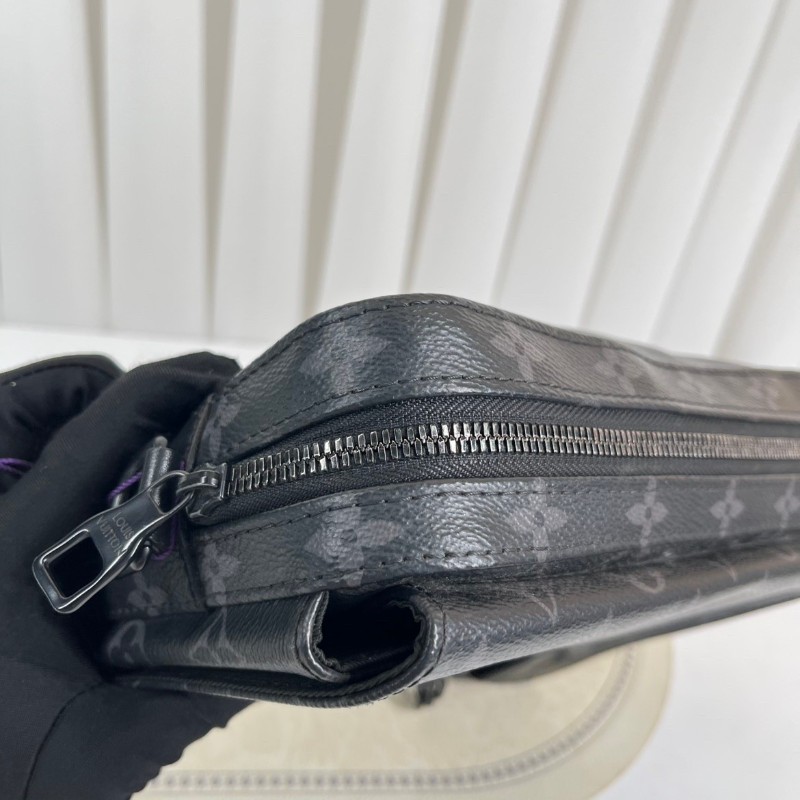 LV路易威登  芯片款 Steamer 黑老花郵差包單肩包斜挎包 男款-11