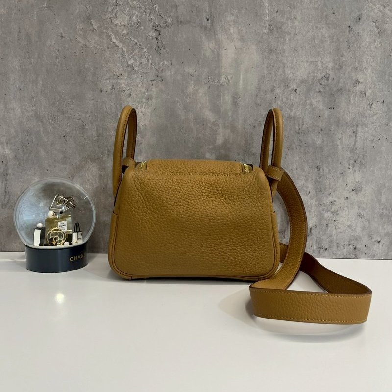 Hermes mini Lindy 餅乾色 金釦 全新閒置-1