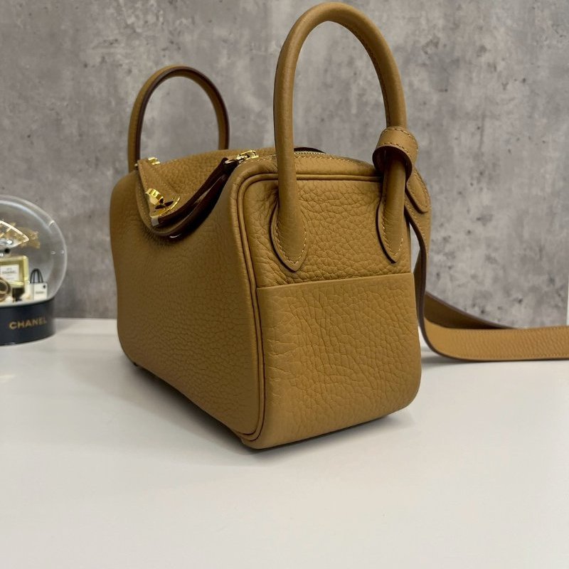 Hermes mini Lindy 餅乾色 金釦 全新閒置-3