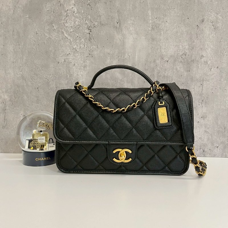 Chanel 22k 軍牌手柄郵差包 晶片款 黑金荔枝牛皮 全配-0