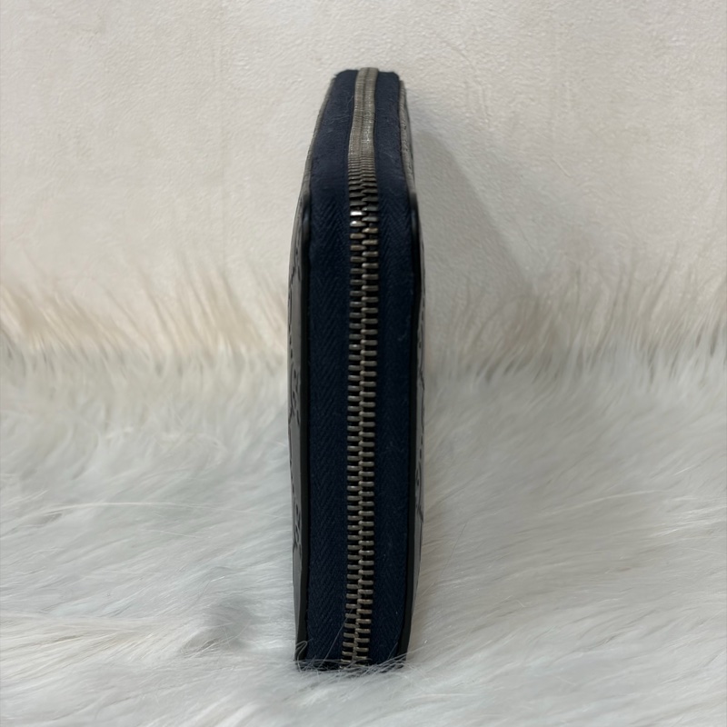 GUCCI 447906 深藍 全皮 拉鍊夾 零錢包 手機包 支票夾 護照夾 長夾-3