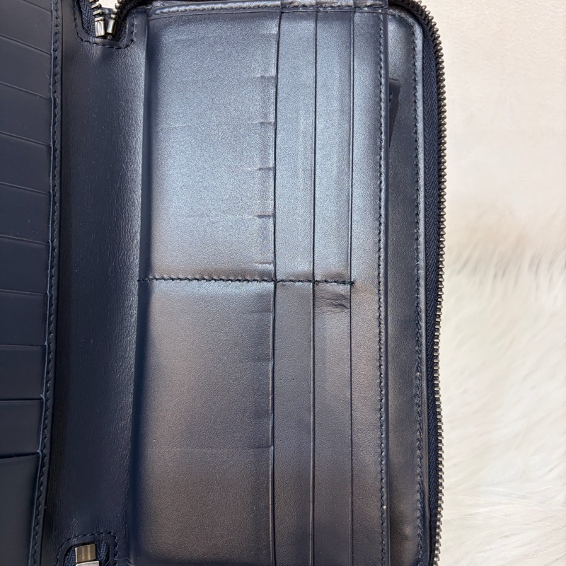 GUCCI 447906 深藍 全皮 拉鍊夾 零錢包 手機包 支票夾 護照夾 長夾-30