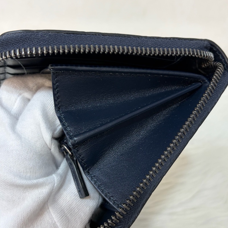 GUCCI 447906 深藍 全皮 拉鍊夾 零錢包 手機包 支票夾 護照夾 長夾-36