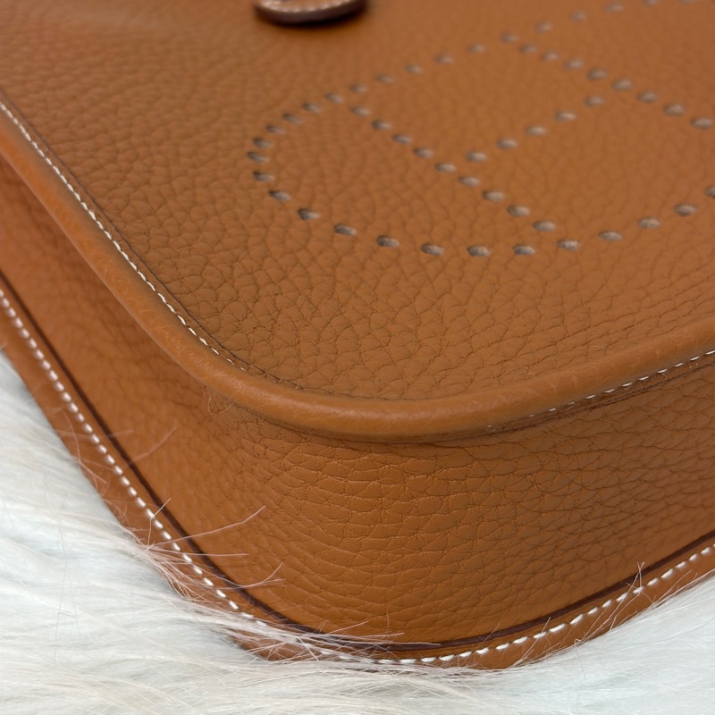 HERMES MINI EVELYNE 16 TC荔枝皮 37 金棕金 金釦 肩背包 斜背包-10