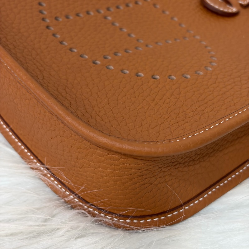 HERMES MINI EVELYNE 16 TC荔枝皮 37 金棕金 金釦 肩背包 斜背包-11