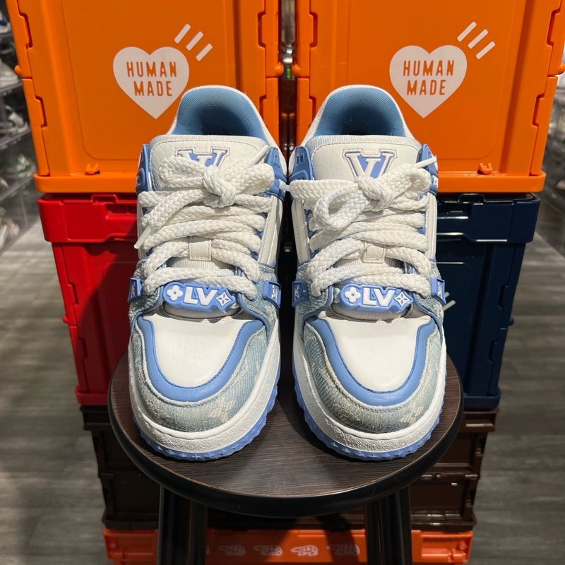 Lv trainer 牛仔胖丁Eu41-3