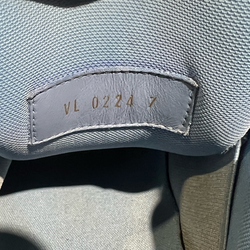 Lv trainer 牛仔胖丁Eu41-7