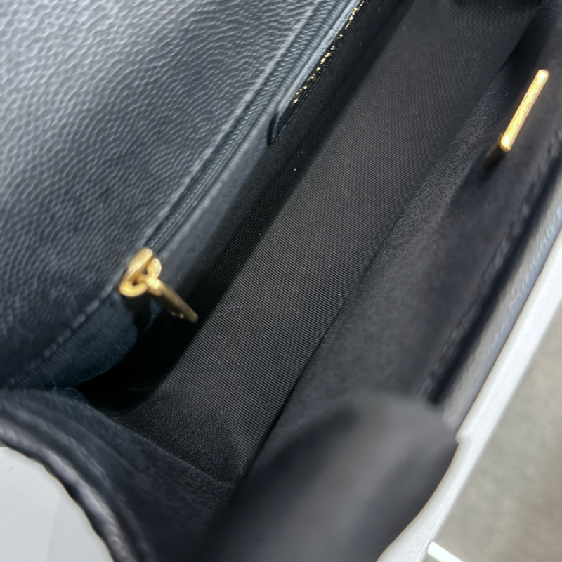 Chanel 22k 軍牌手柄郵差包 晶片款 黑金荔枝牛皮 全配-9