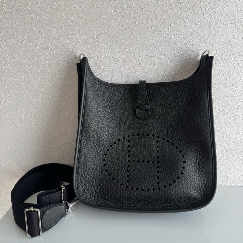 Hermes黑色銀釦eyelyne29 男女背都超好看-0