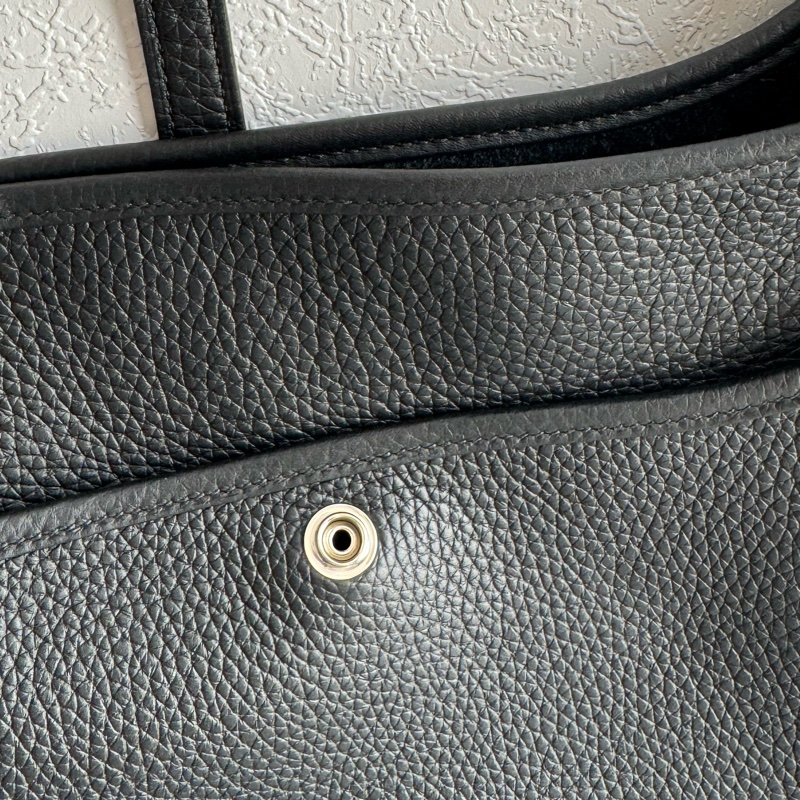 Hermes黑色銀釦eyelyne29 男女背都超好看-8