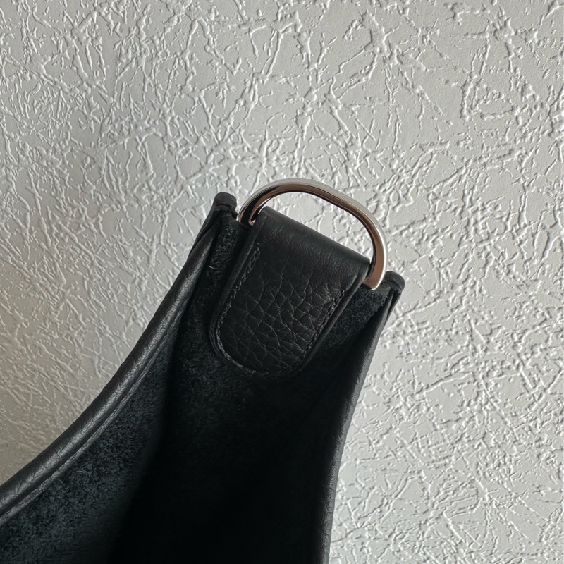 Hermes黑色銀釦eyelyne29 男女背都超好看-14