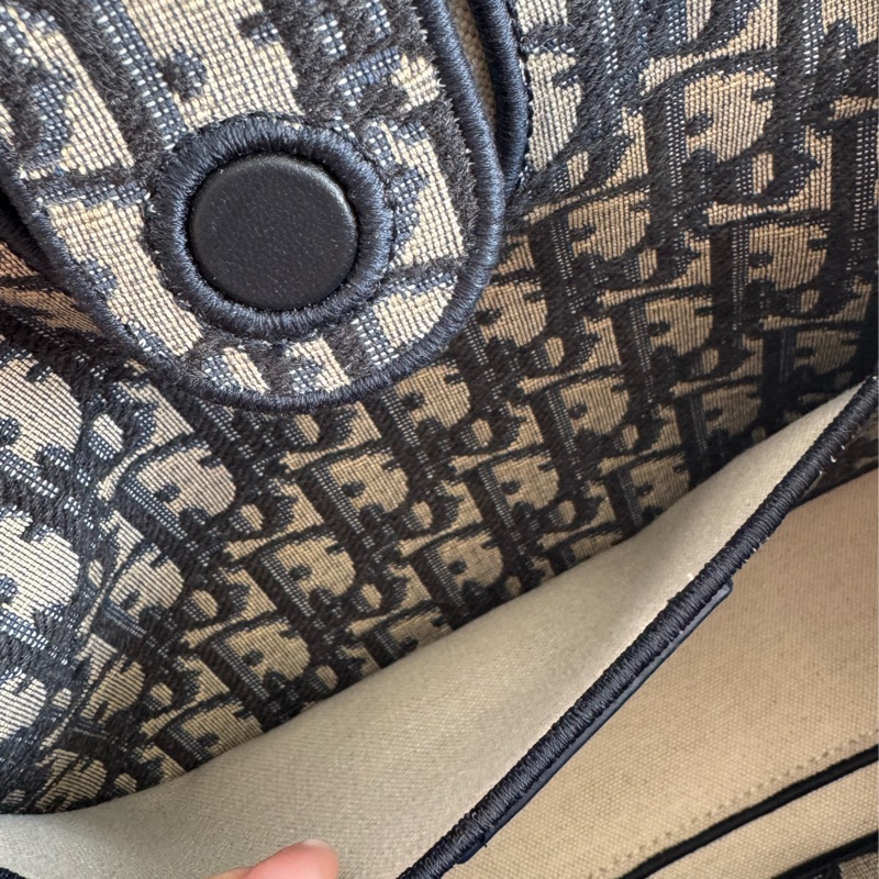 Dior藍緹花蝴蝶結雙肩包🎀 水水必買-18