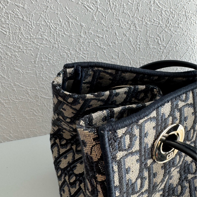 Dior藍緹花蝴蝶結雙肩包🎀 水水必買-20