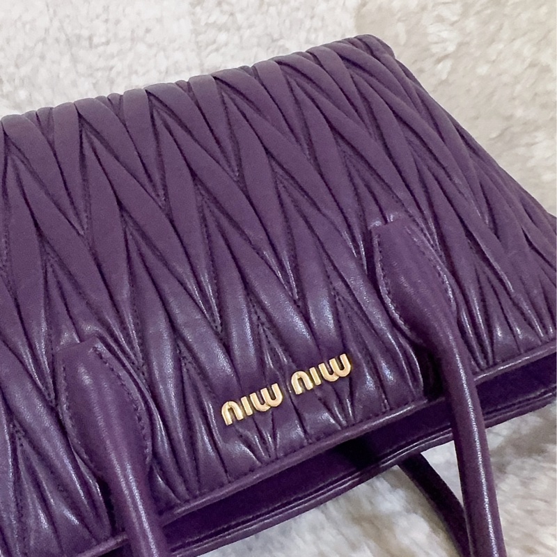 全新未使用MIU MIU 手提肩背包-12