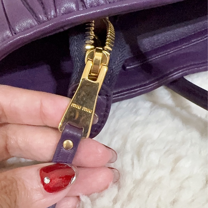 全新未使用MIU MIU 手提肩背包-15