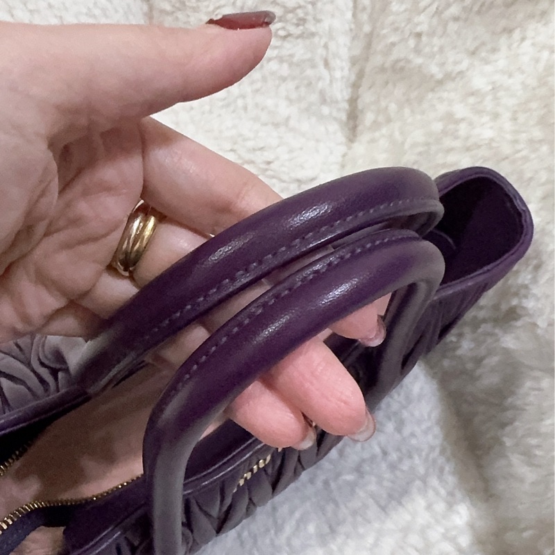 全新未使用MIU MIU 手提肩背包-17