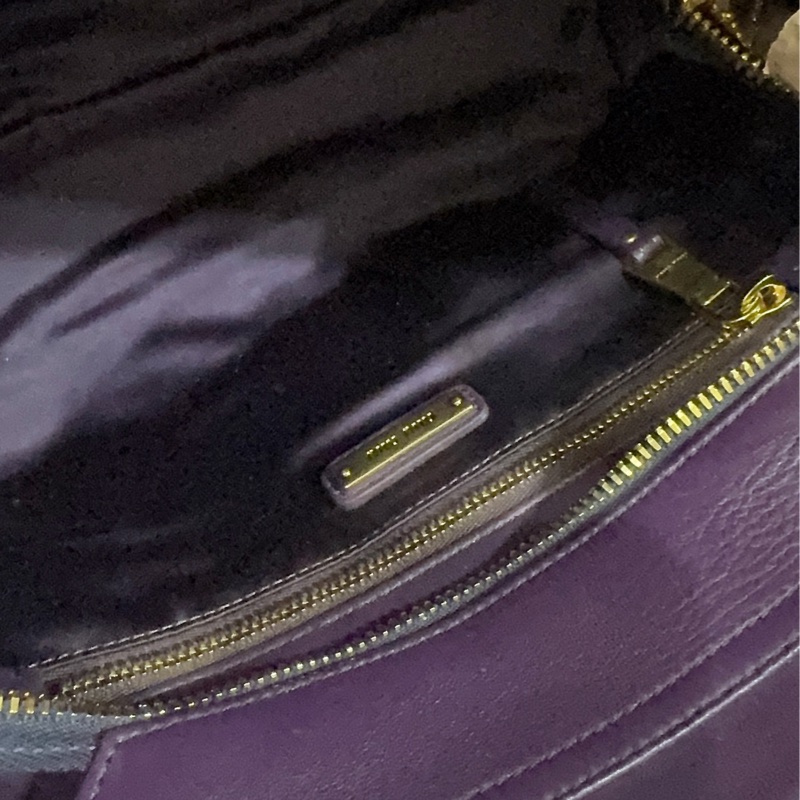 全新未使用MIU MIU 手提肩背包-23