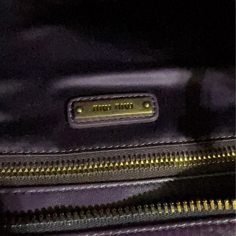 全新未使用MIU MIU 手提肩背包-24