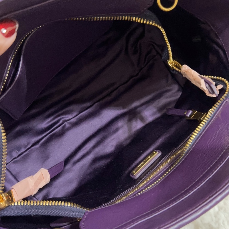 全新未使用MIU MIU 手提肩背包-26