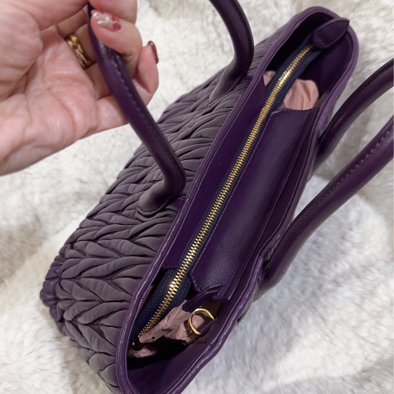 全新未使用MIU MIU 手提肩背包-30