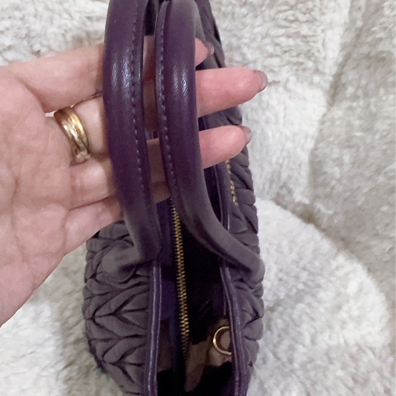 全新未使用MIU MIU 手提肩背包-37