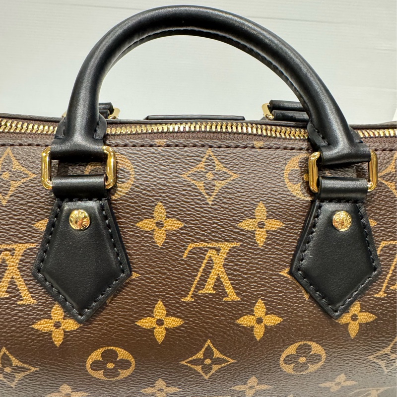 LV Trunk25卯釘手提-21
