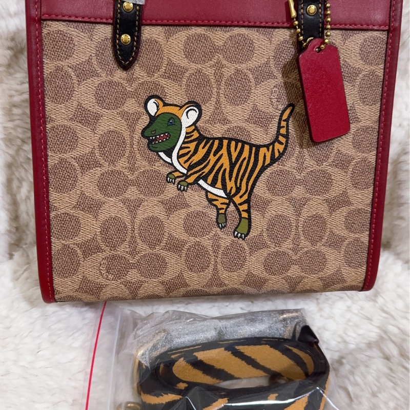 全新 Coach手提肩背包 Field tote22-10