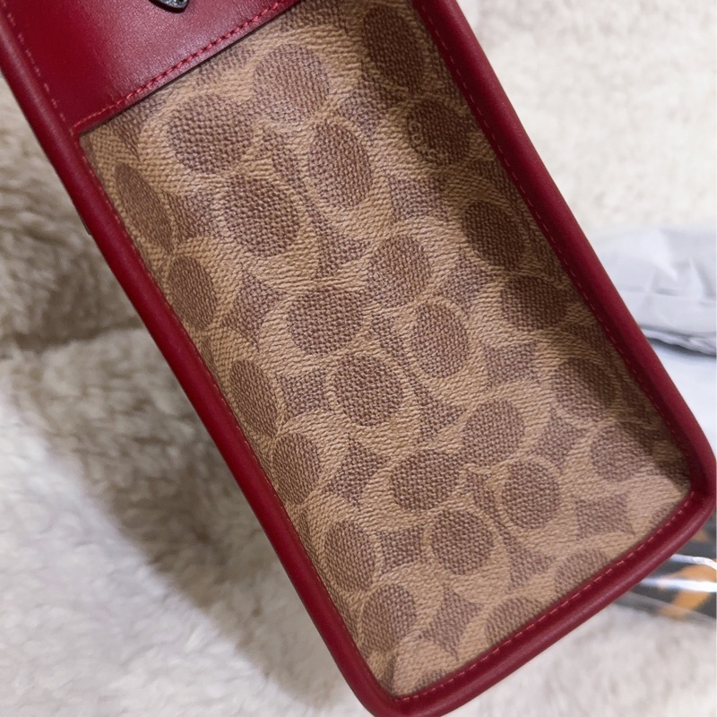 全新 Coach手提肩背包 Field tote22-32