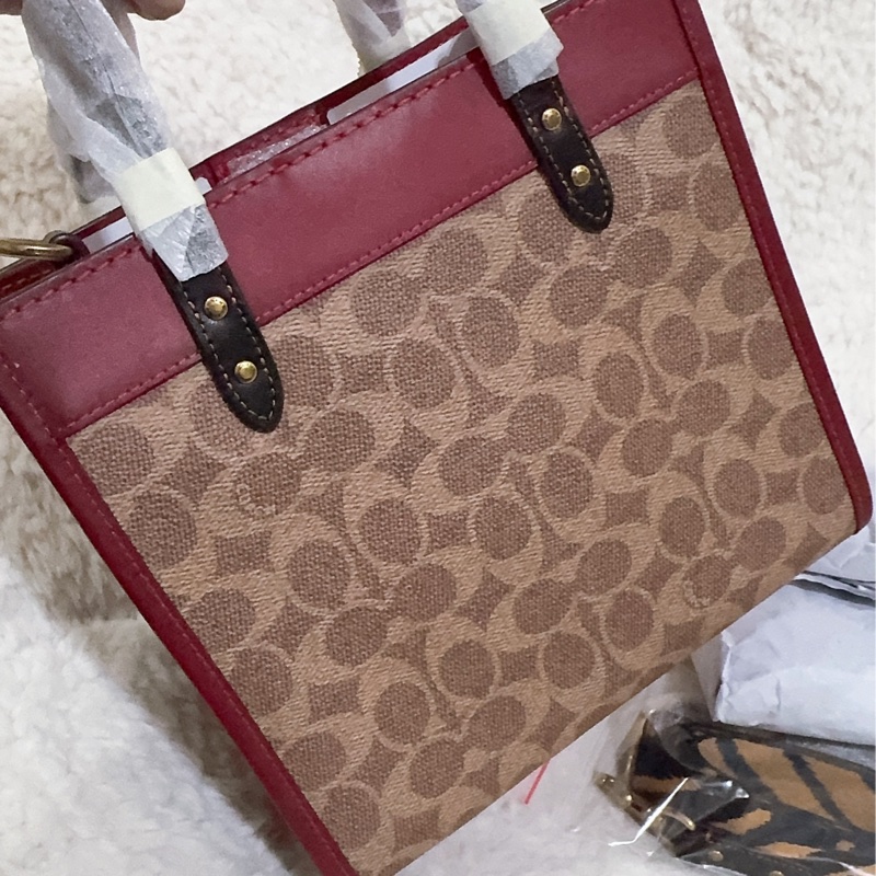 全新 Coach手提肩背包 Field tote22-37