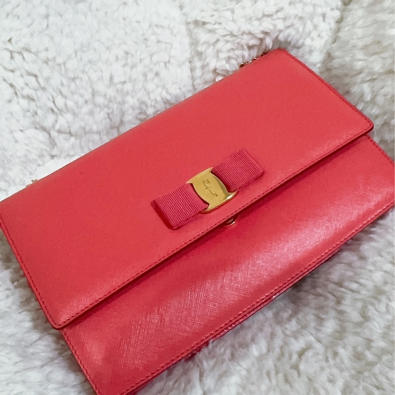 未使用經典Salvatore Ferragamo鏈條包-15