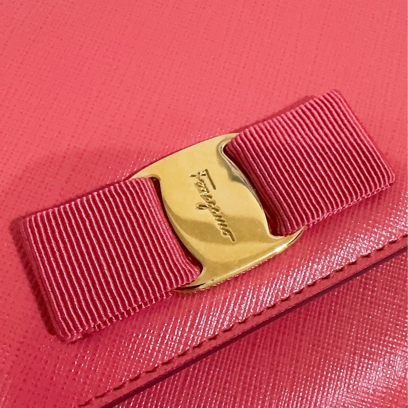 未使用經典Salvatore Ferragamo鏈條包-16