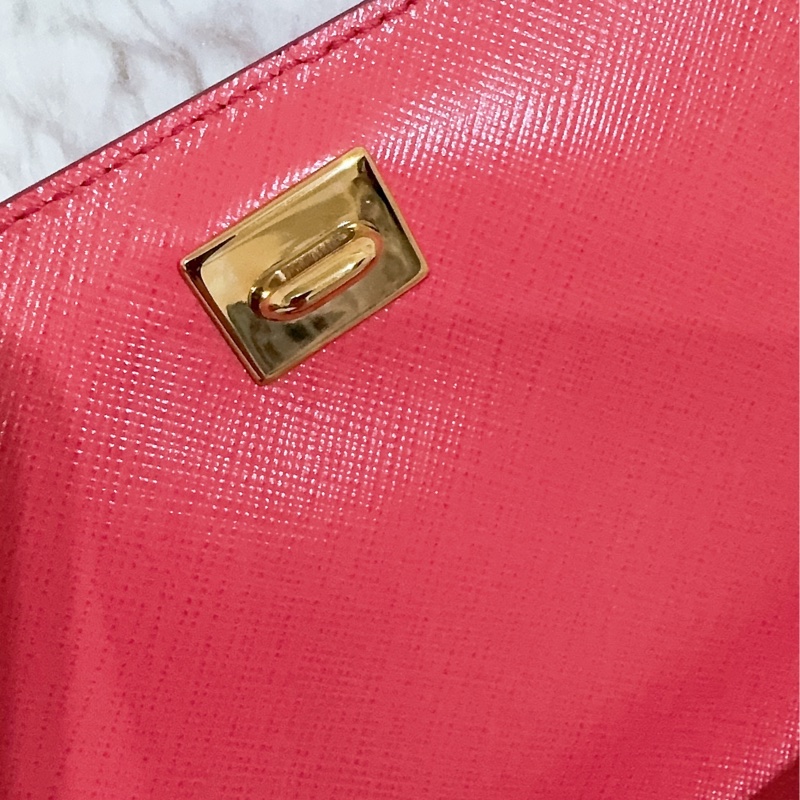 未使用經典Salvatore Ferragamo鏈條包-26