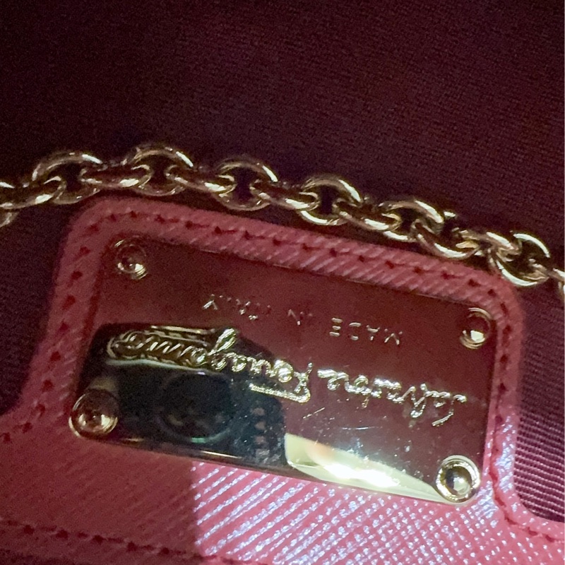 未使用經典Salvatore Ferragamo鏈條包-29