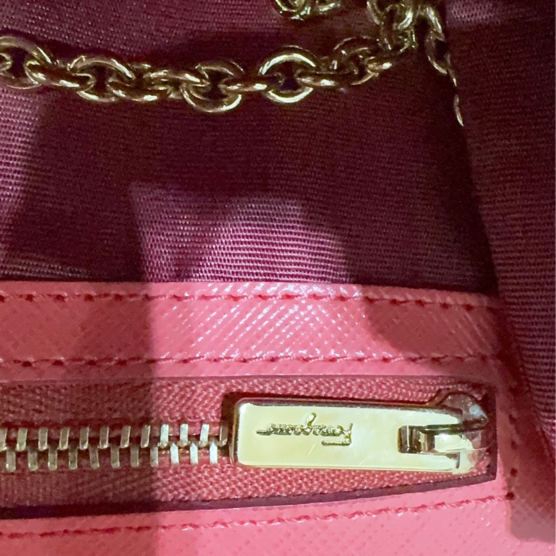 未使用經典Salvatore Ferragamo鏈條包-30