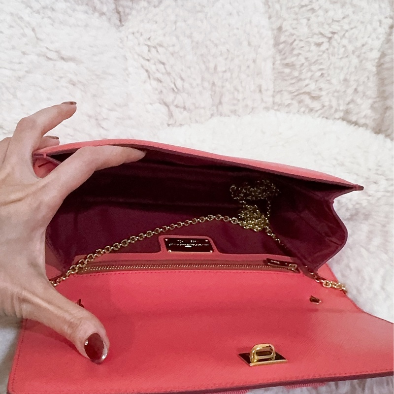 未使用經典Salvatore Ferragamo鏈條包-33