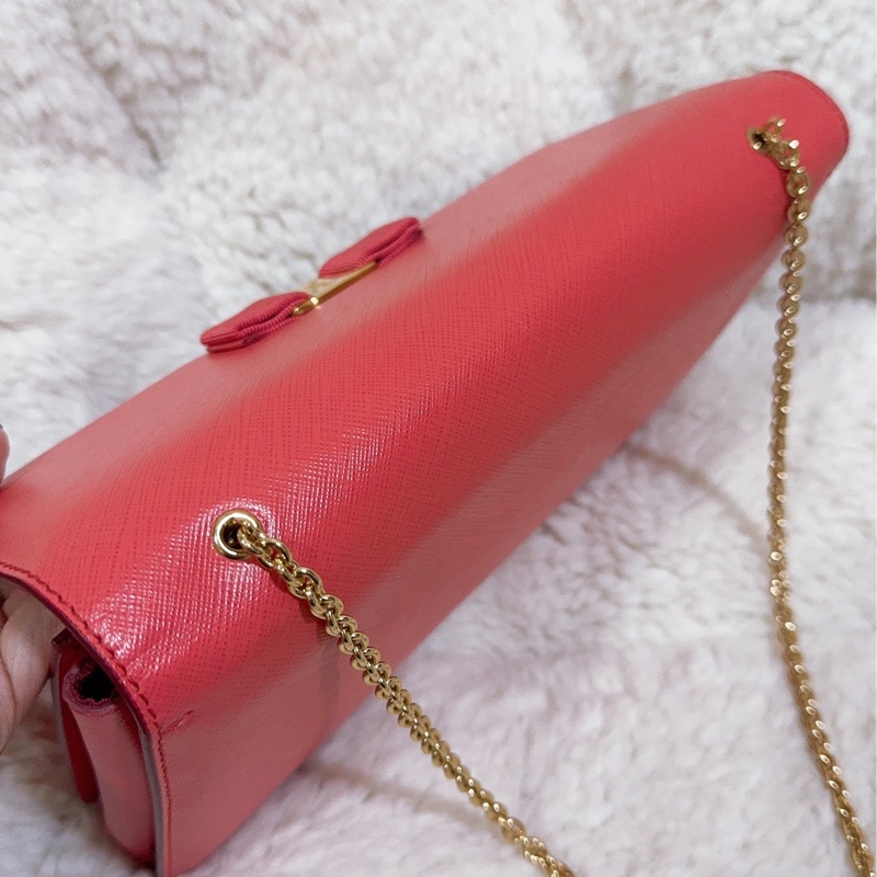 未使用經典Salvatore Ferragamo鏈條包-46