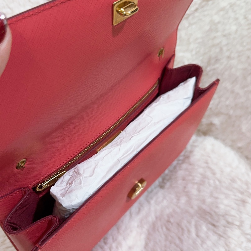 未使用經典Salvatore Ferragamo鏈條包-50