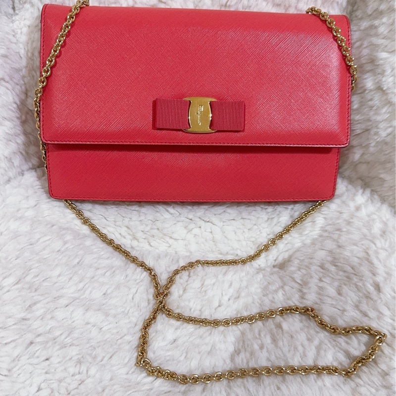 未使用經典Salvatore Ferragamo鏈條包-69